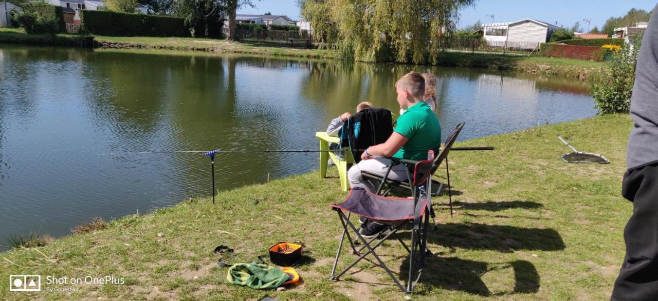 Camping La Garenne De Moncourt Rue  Luaran gambar