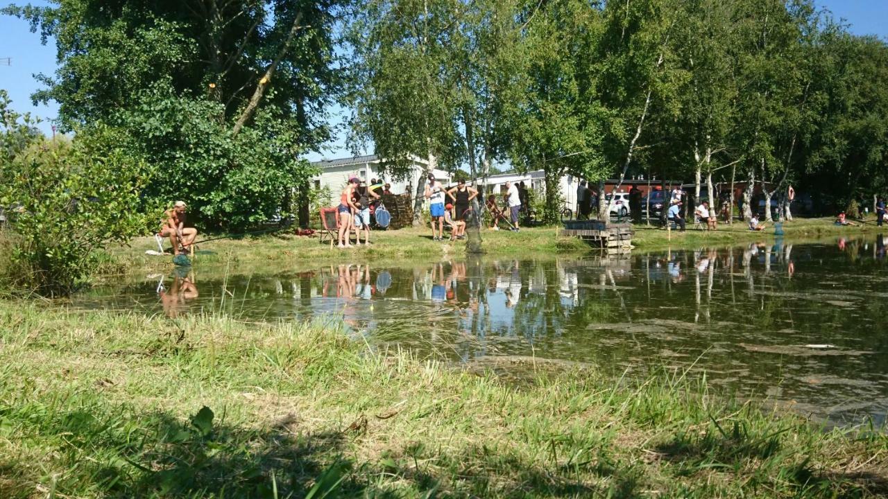 Camping La Garenne De Moncourt Rue  Luaran gambar