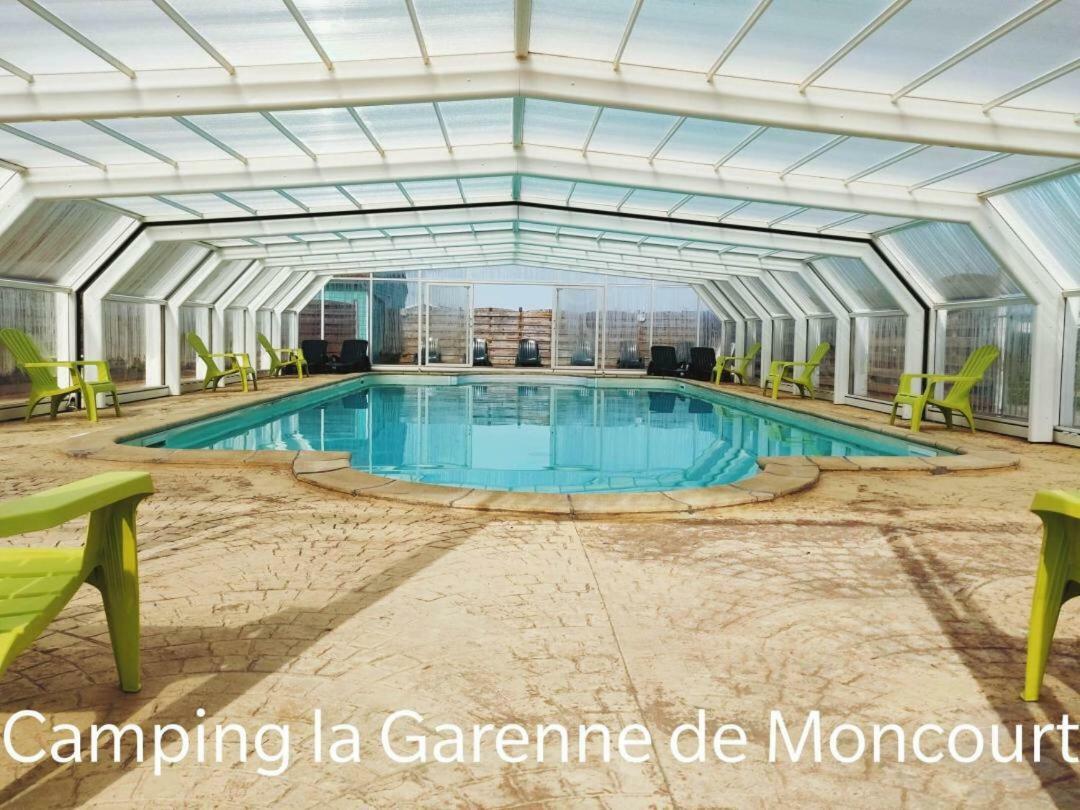 Camping La Garenne De Moncourt Rue  Luaran gambar